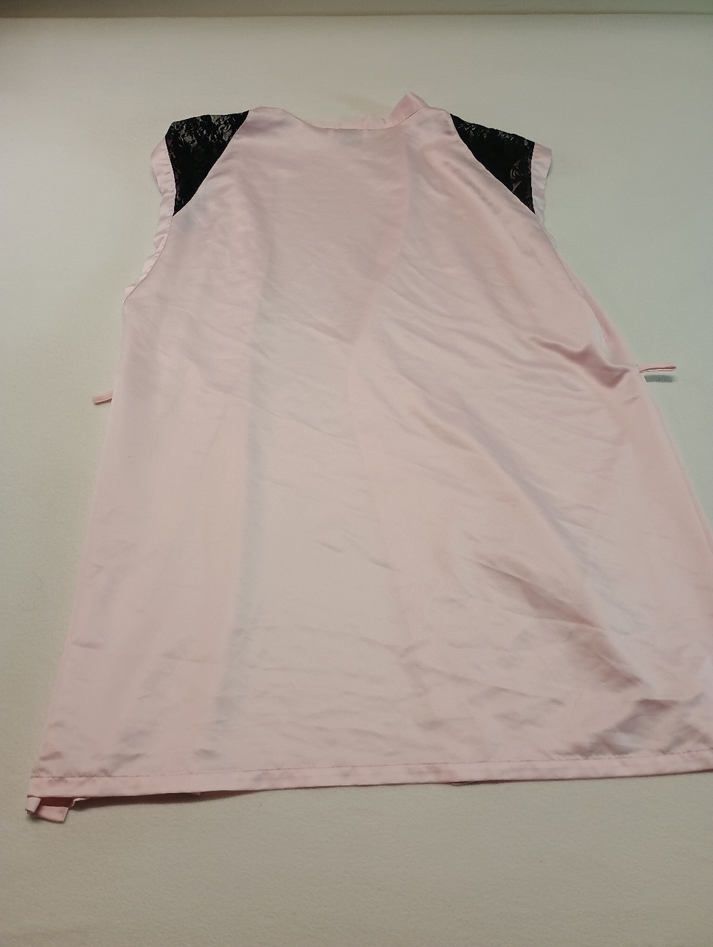 Victoria's Secret  Pink Satin  Robe with Black Lace Shoulder Panels - Picture 5 of 7